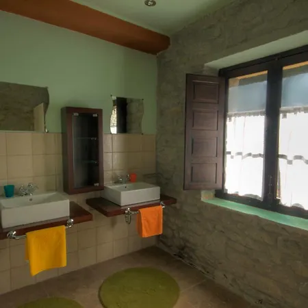 El Sumiciu Country house *
